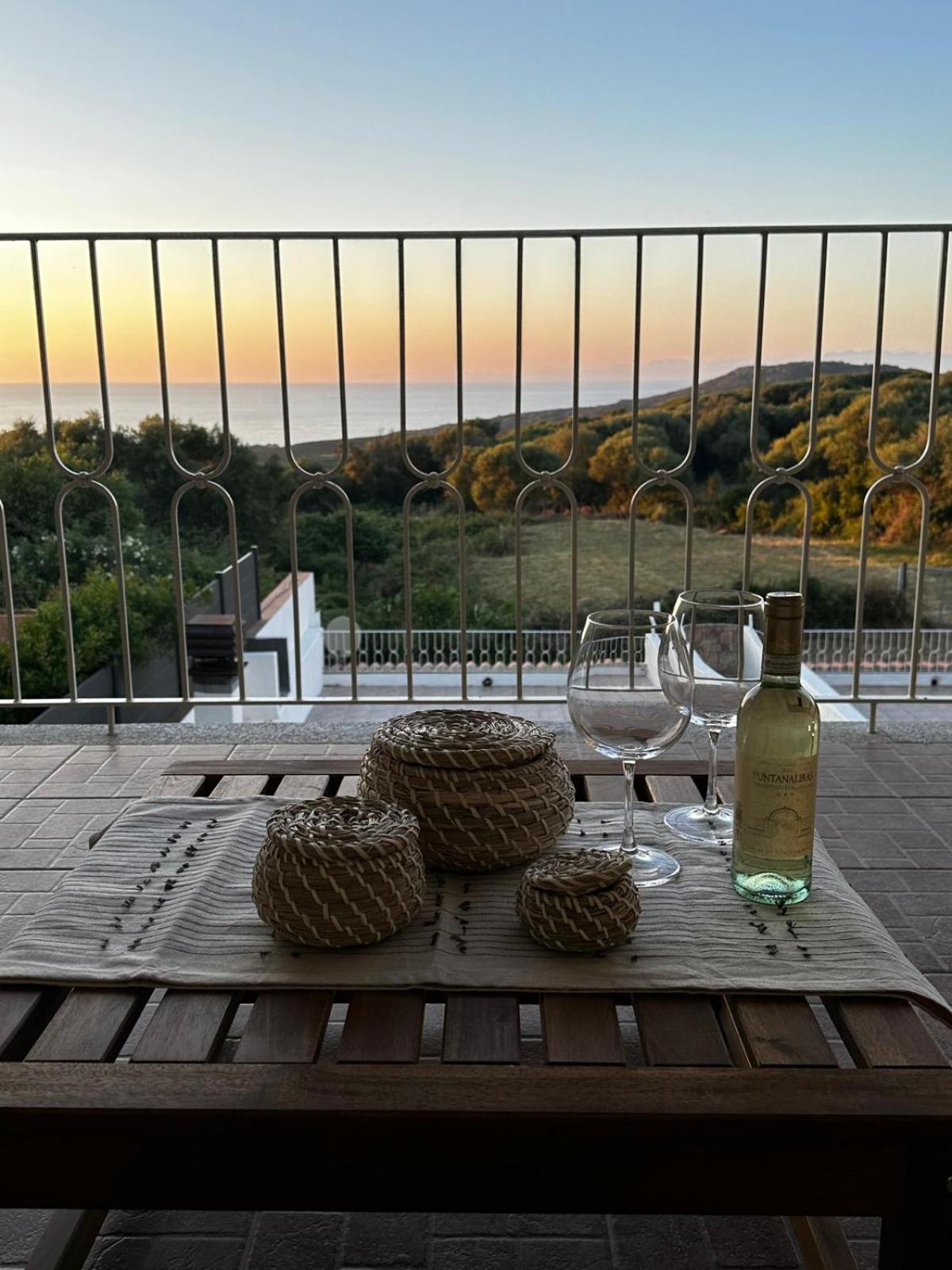 Вилла Costa Rossa View Sunset Cascabraga Экстерьер фото